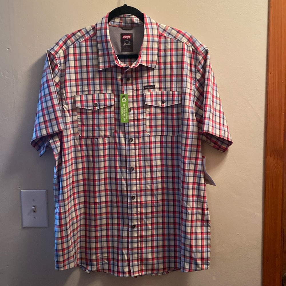 NWT Wrangler Men’s Short Sleeve Utility Shirt